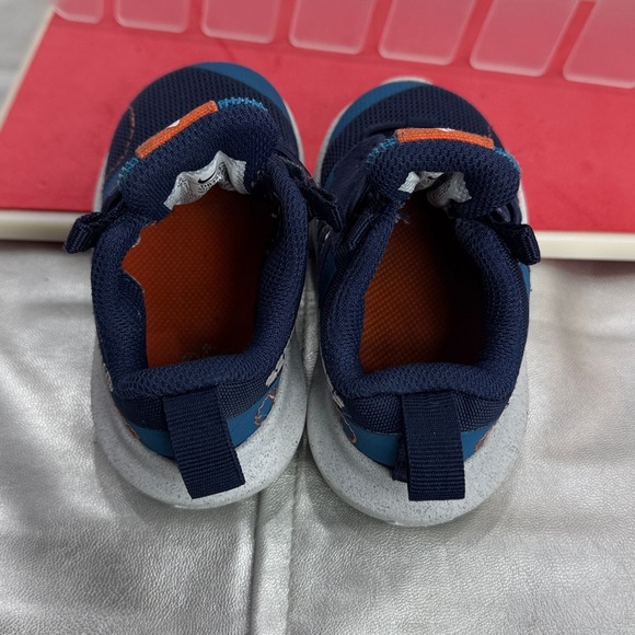 (C2) Nike Crater Impact
DB3551-400 Infant/Toddler Running Shoes, Size 5C, Blue - Picture 10 of 10
